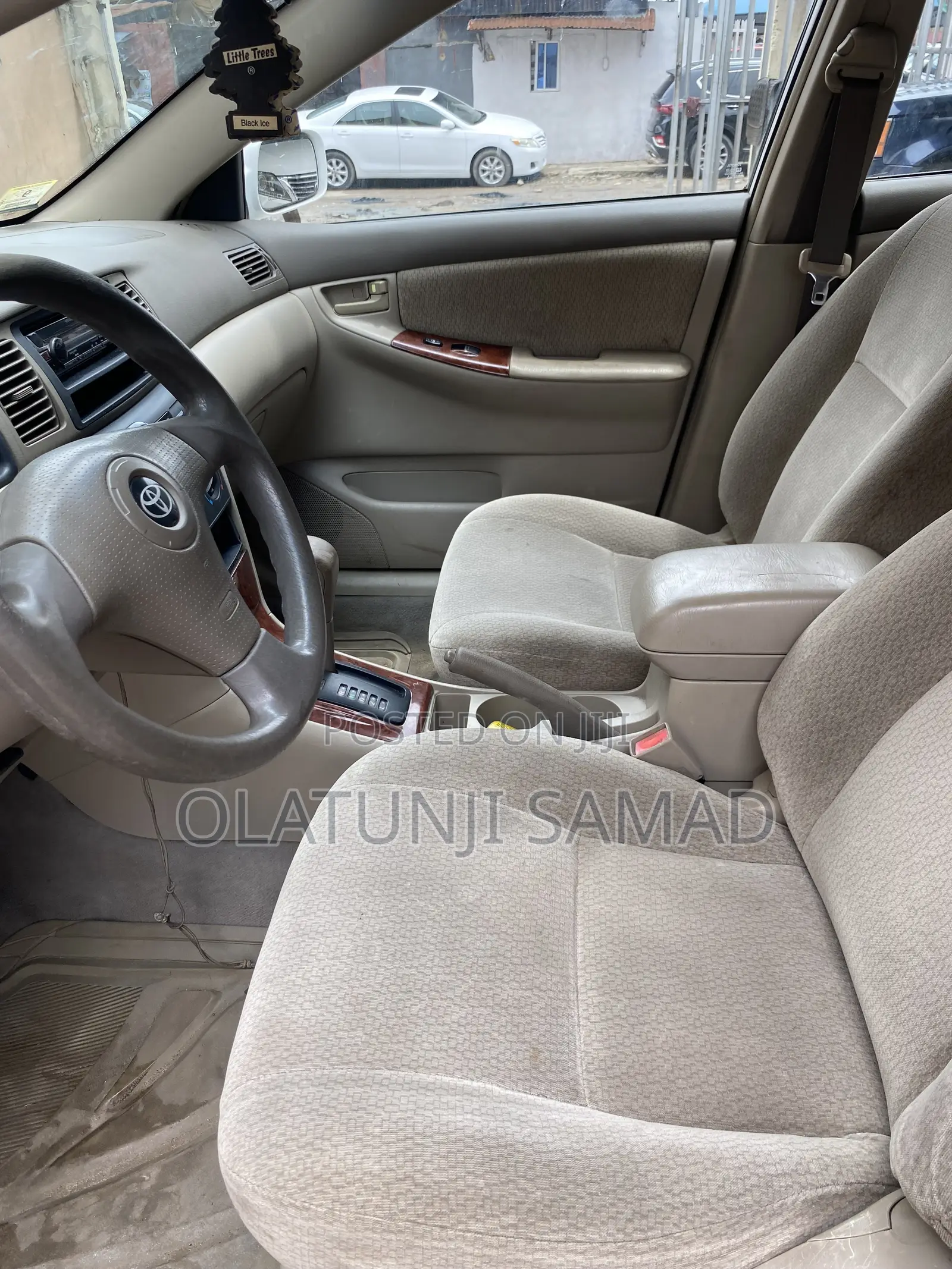 Toyota Corolla 2003 White