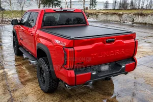 Electric Retractable Tonneau Cover 22-26 Toyota Tundra Short Bed