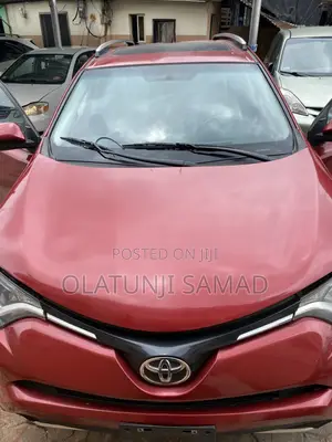 Toyota RAV4 2016 Red