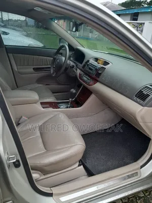 Toyota Camry 2.4 XLi 2005 Silver