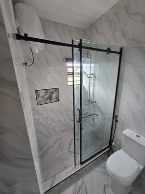 Glass Glass Cubicle
