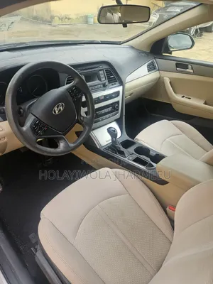 Hyundai Sonata SE 4dr Sedan (2.4L 4cyl 6A) 2015 Maroon