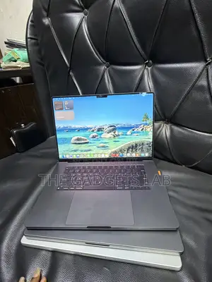 Laptop Apple MacBook Pro 2023 M3 36GB Apple M3 Pro SSD 1T