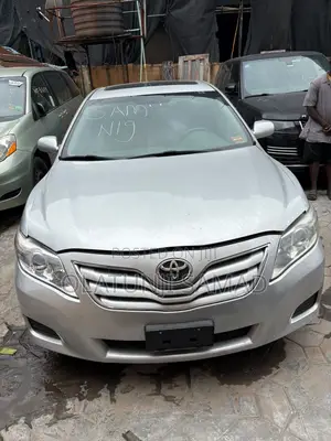 Toyota Camry 2011 White