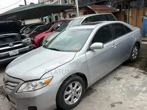 Toyota Camry 2011 White