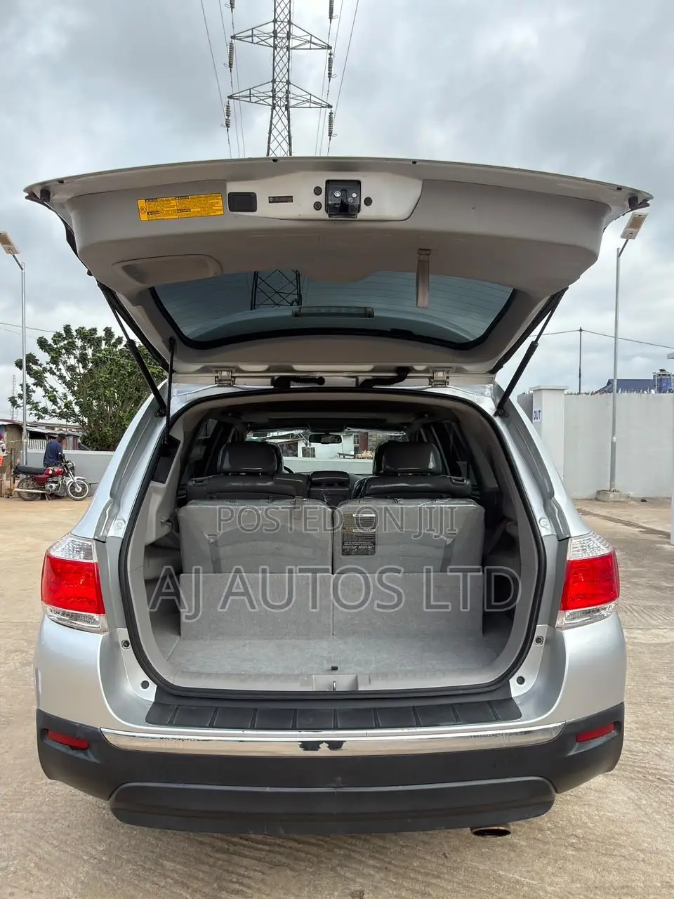 Toyota Highlander Limited 2012 Silver