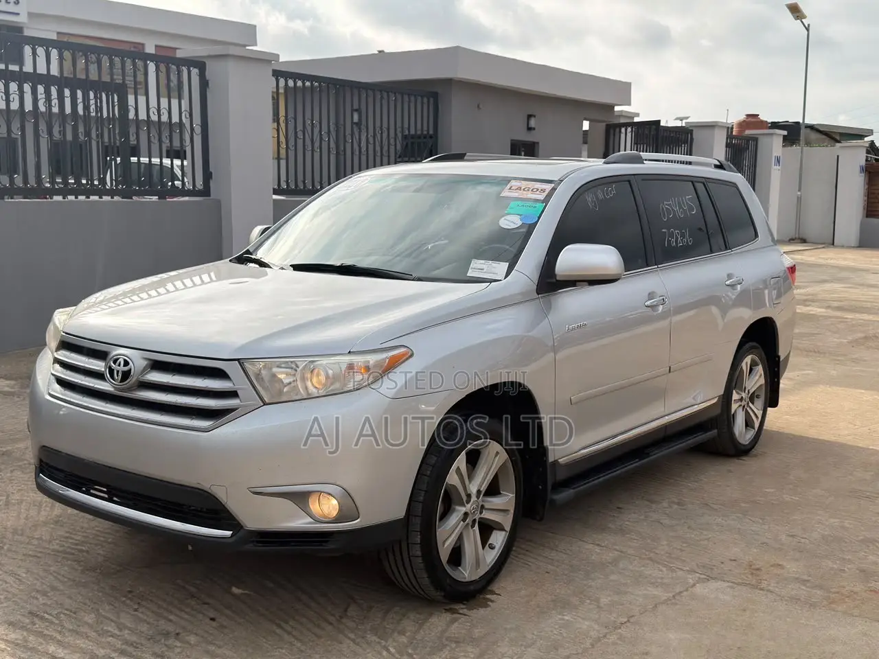 Toyota Highlander Limited 2012 Silver