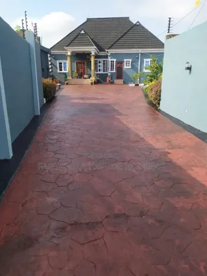 Mini Flat in Olodo Bank, Iwo Road for rent