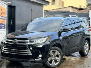 Toyota Highlander Limited 2019 Black