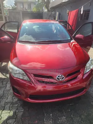 Toyota Corolla 2012 Red