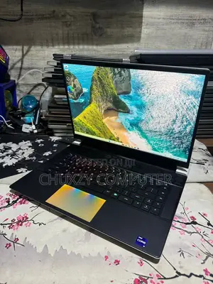 New Laptop Alienware X16 32GB Intel Core i9 SSD 1T