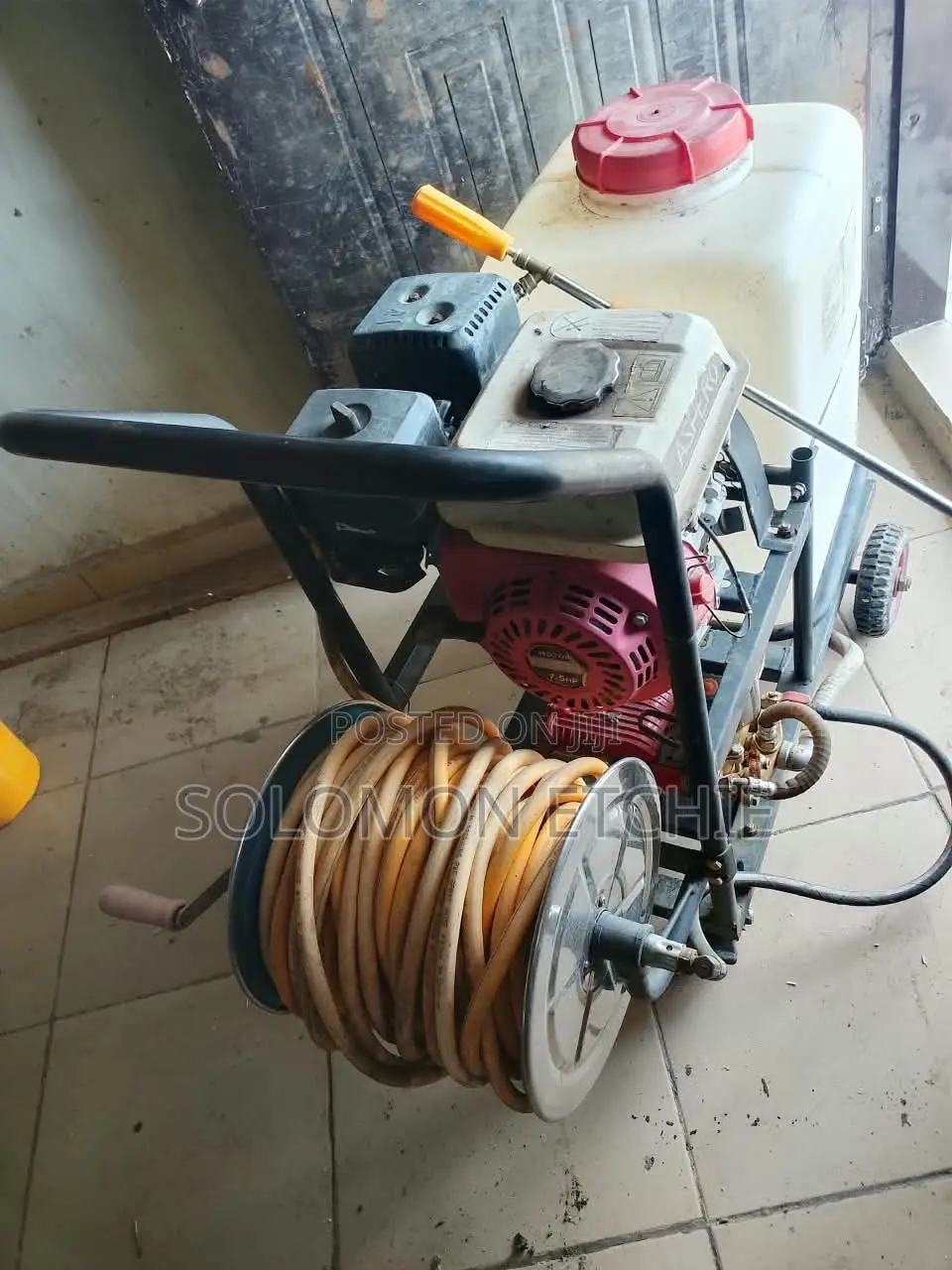 Sprayer Machine