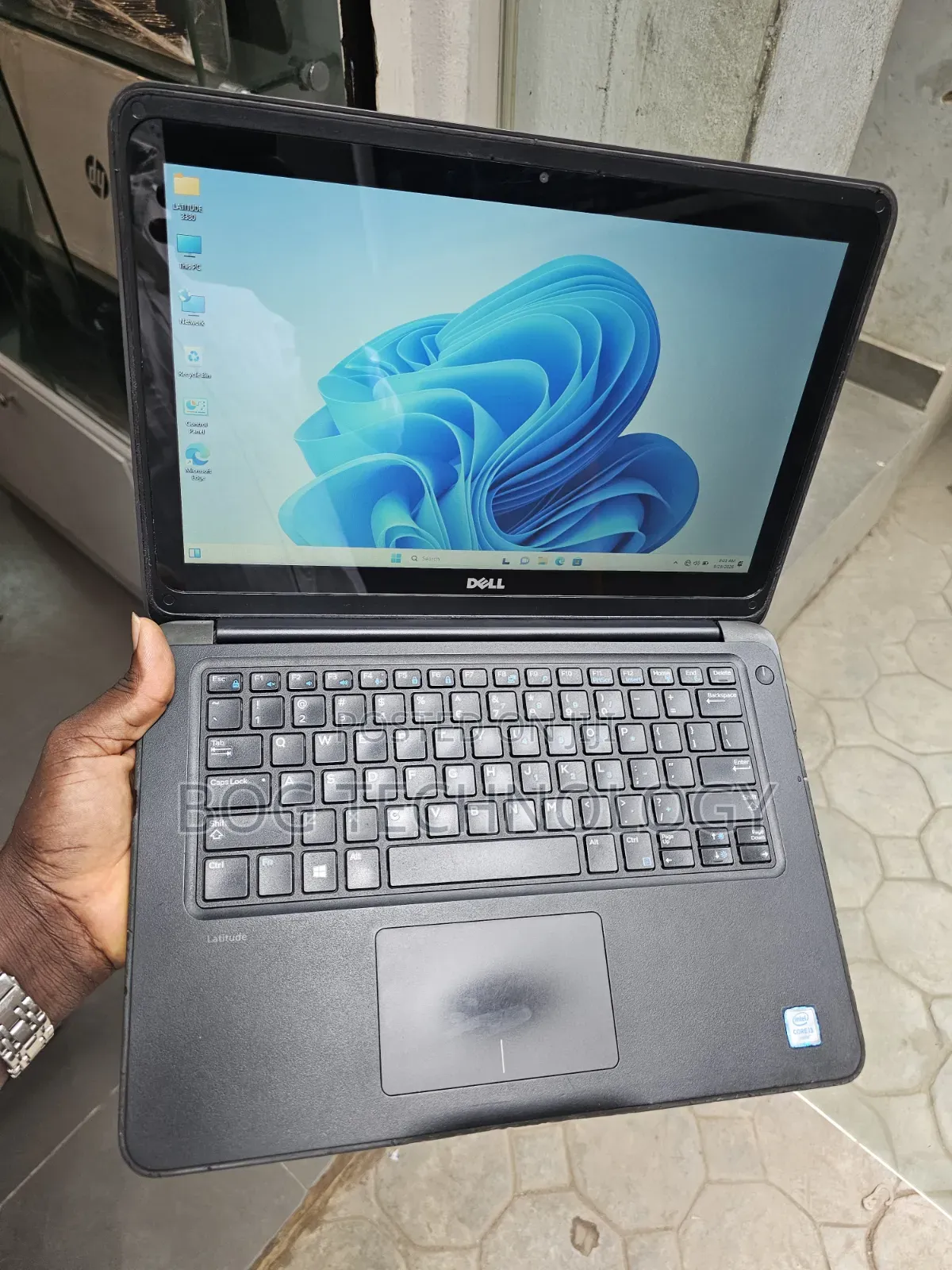 Laptop Dell Latitude 13 3380 4GB Intel Core i3 SSD 128GB