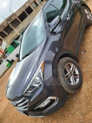 Hyundai Santa Fe SE AWD 2016 Gray