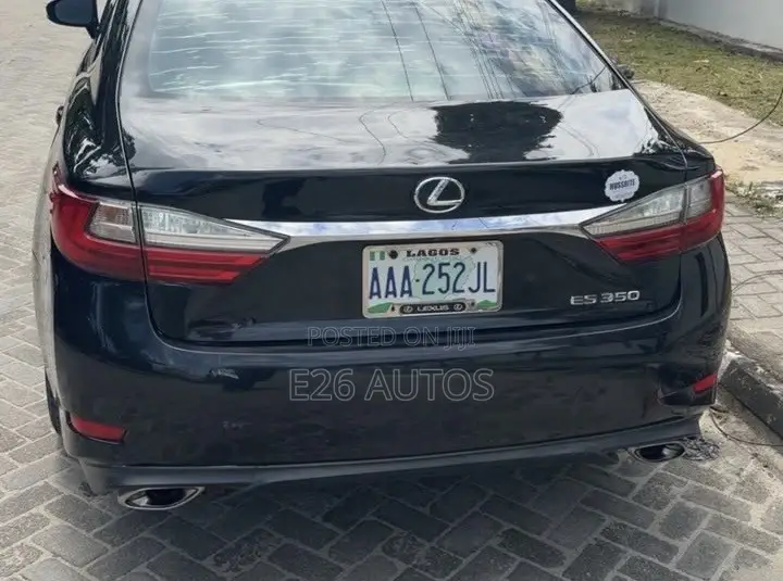 Lexus ES 2018 Black
