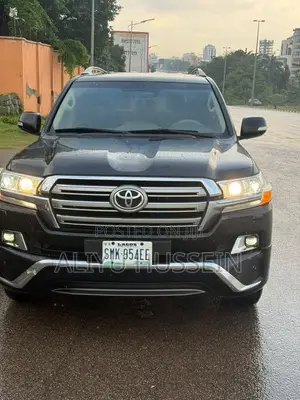 Toyota Land Cruiser 2016 Black