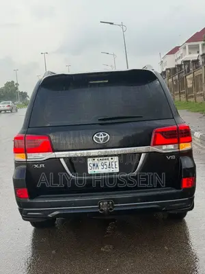 Toyota Land Cruiser 2016 Black