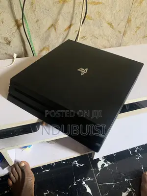 Play Station 4 Pro