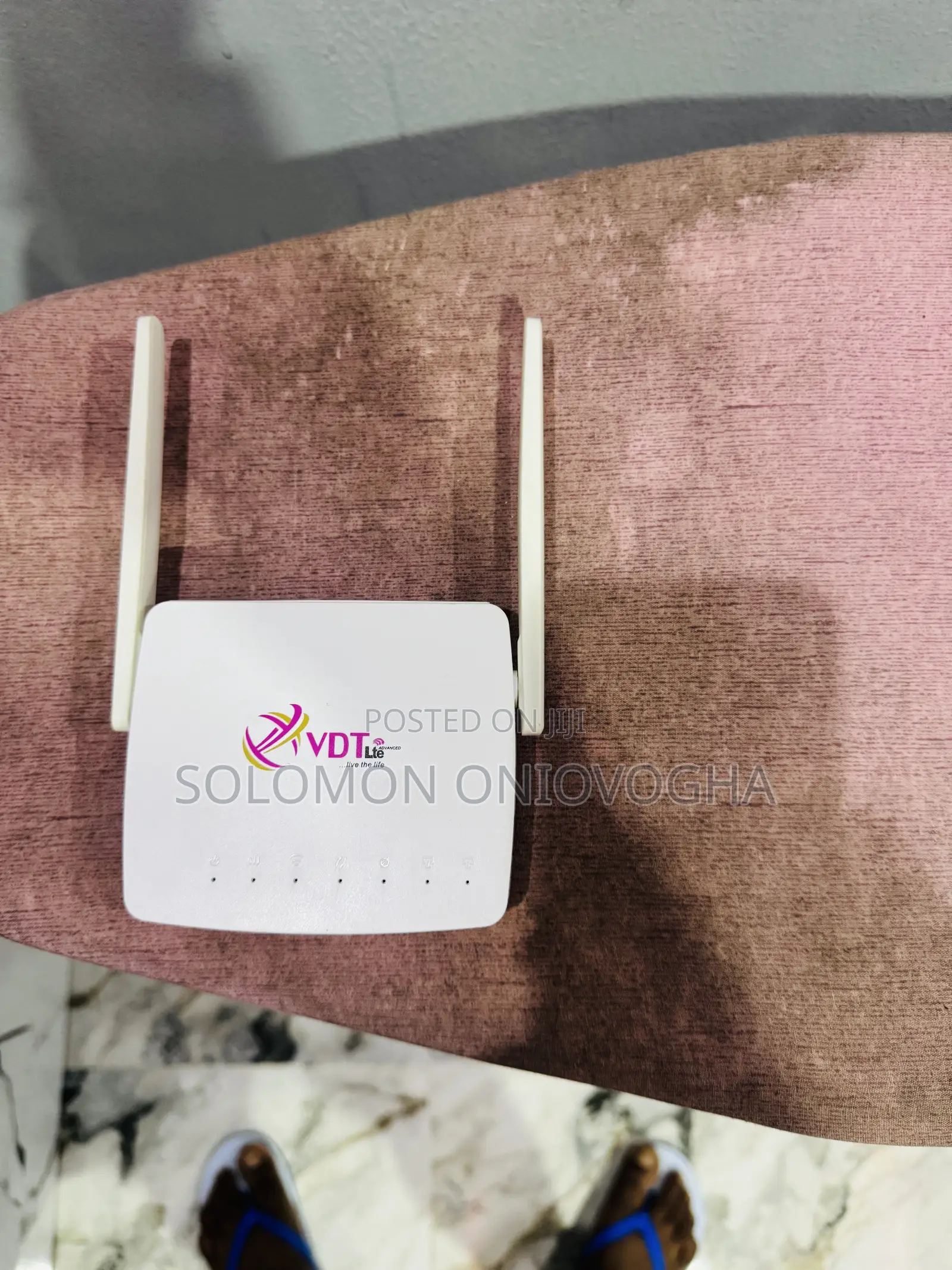 NETWORK ROUTER ( in Outdoor )