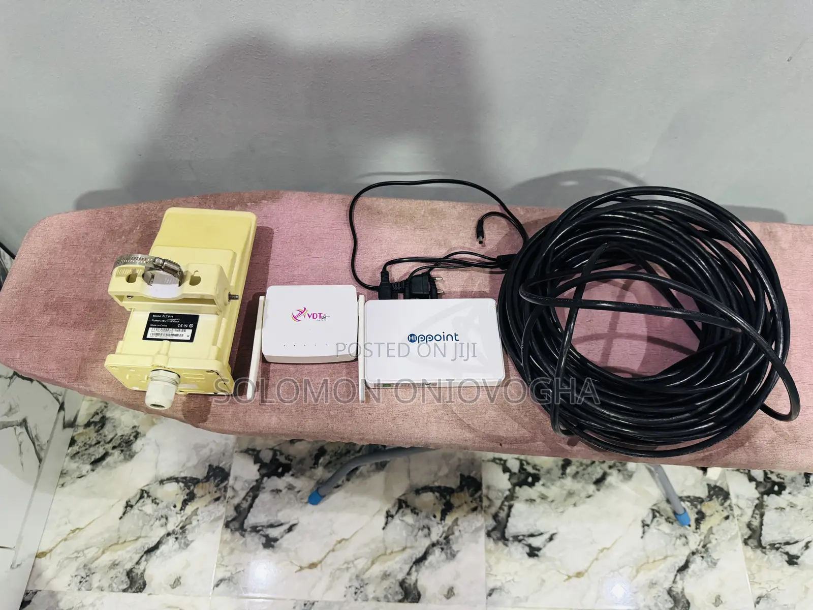 NETWORK ROUTER ( in Outdoor )