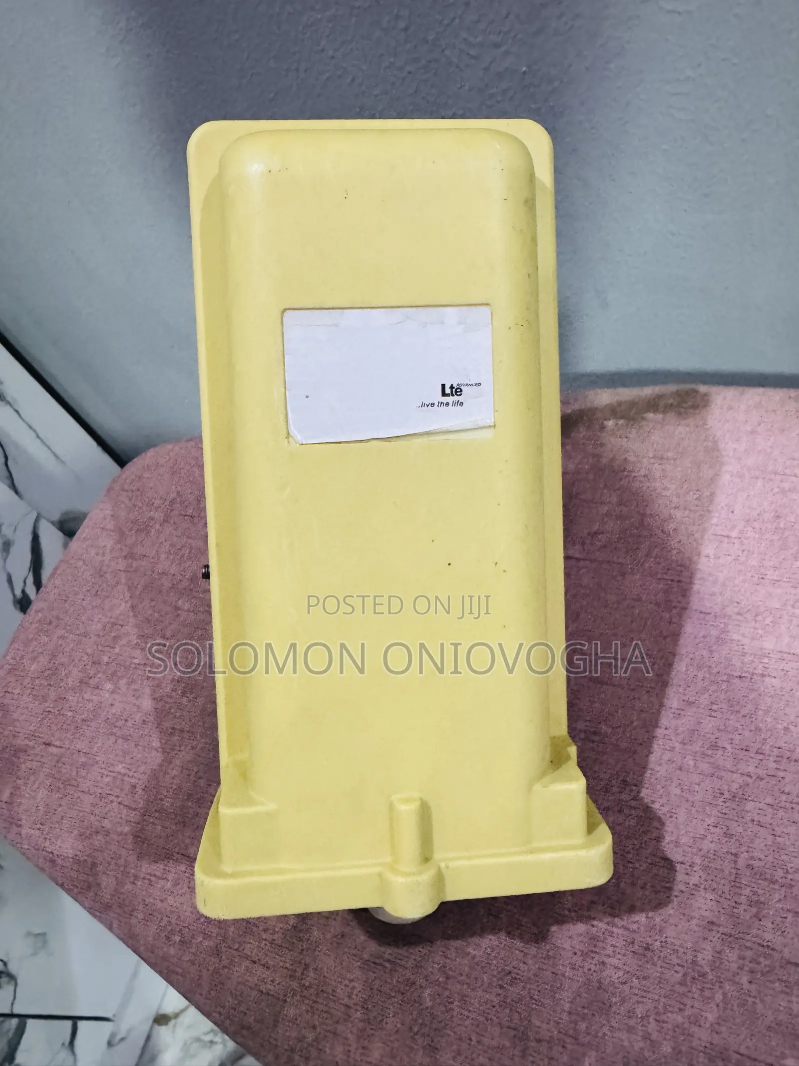 NETWORK ROUTER ( in Outdoor )