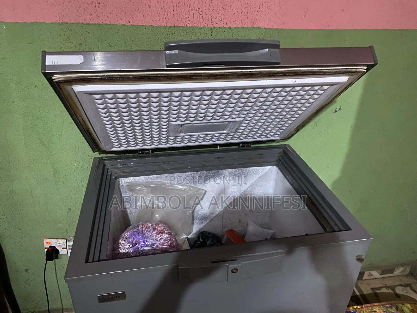 Syinix Chest Freezer 145L