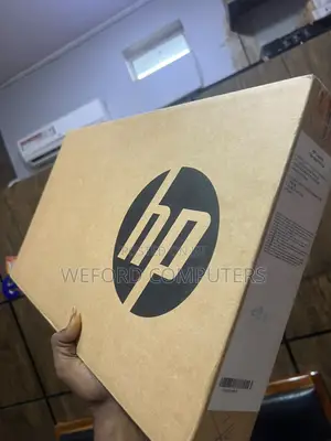 New Laptop HP 14S 8GB Intel Core i5 SSD 512GB