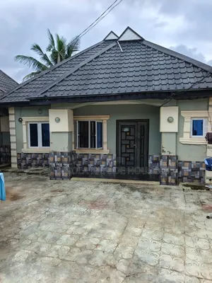 2bdrm Bungalow in Alaaka, Elebu, Oluyole Estate for rent