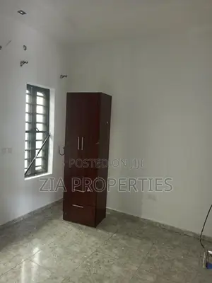 4bdrm Duplex in Sangotedo for rent