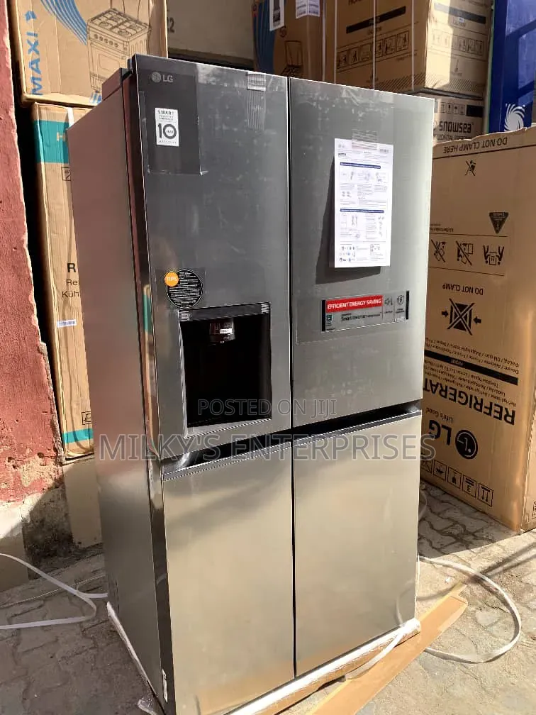 Original LG Side by Side With Water Dispenser Ice Maker