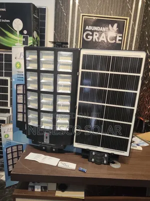 FFG 24-Eye Solar Street Light – Light Up Your Compound