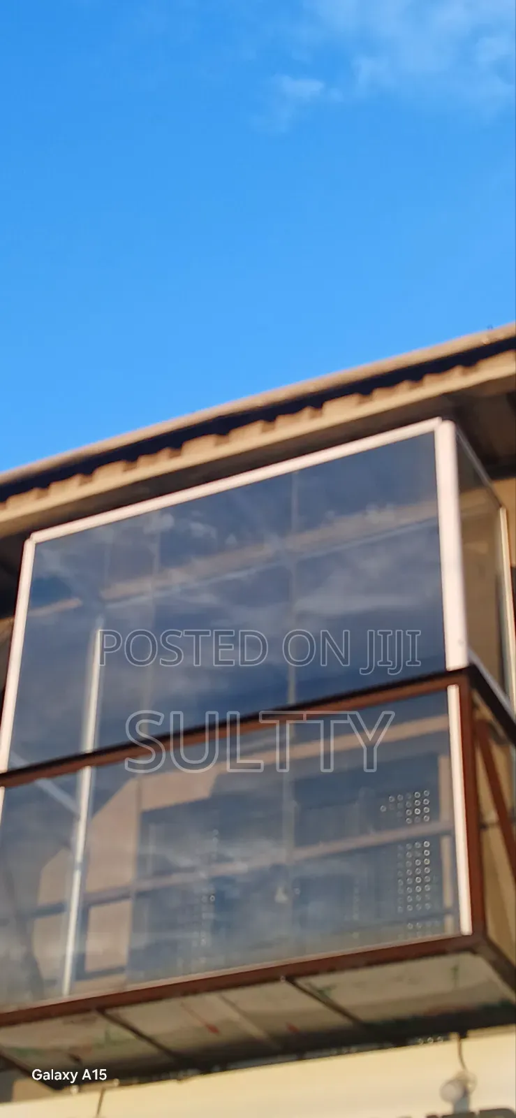 Show Glass