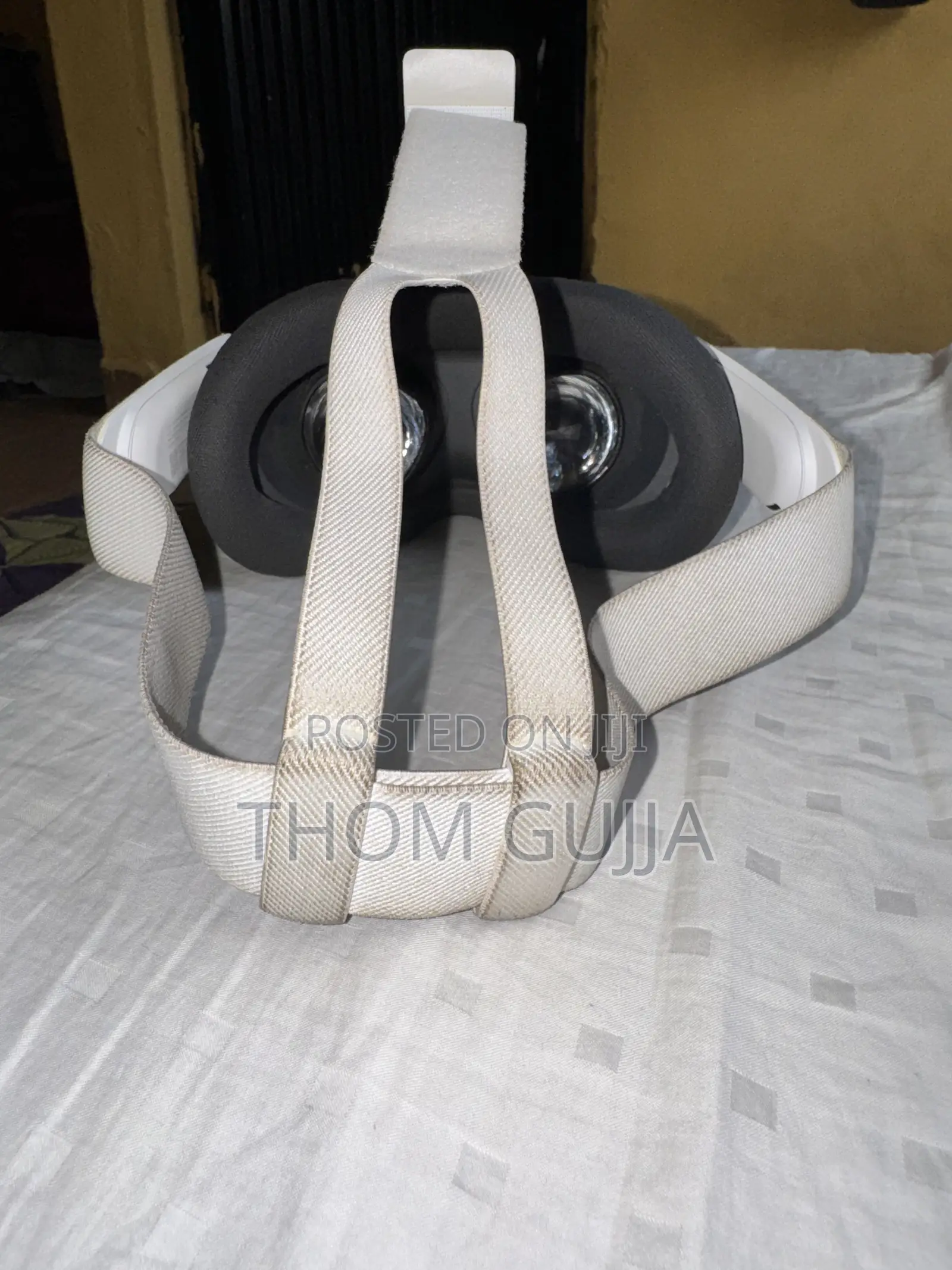 Meta/Oculus Quest 2 VR Headset