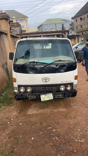 Tokunbo Standard Toyota Dyna