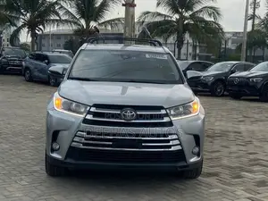 Toyota Highlander Limited Platinum 4x2 V6 (3.5L 6cyl 8A) 2018 Silver