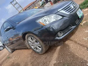 Toyota Avalon Limited Sedan FWD (3.5L 6cyl 6A) 2008 Gray