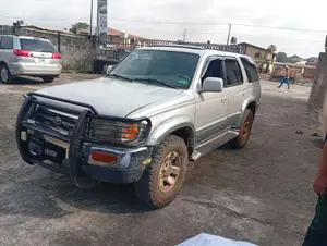 Toyota 4-Runner 4Runner 1998 Silver