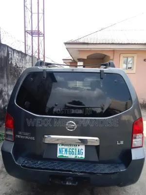 Nissan Pathfinder LE 4x4 2006 Gray