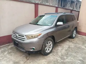 Toyota Highlander 2013 Silver