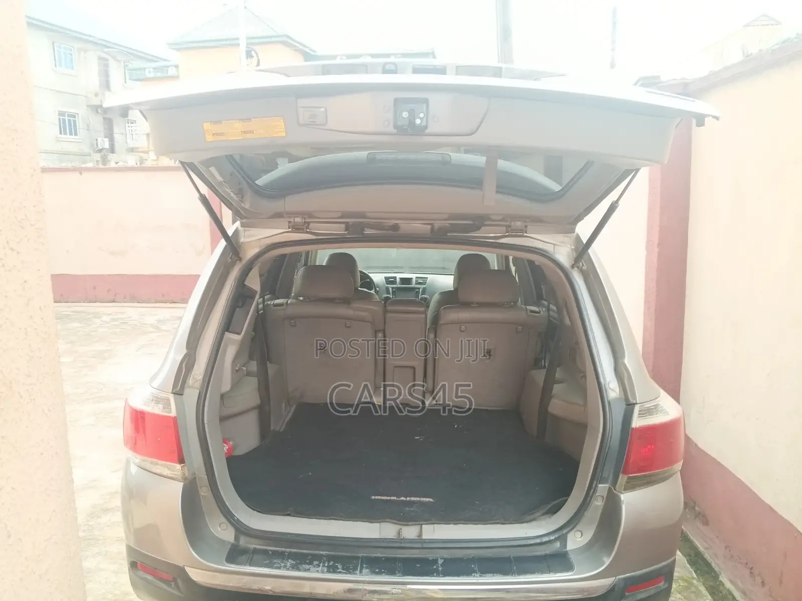 Toyota Highlander 2013 Silver