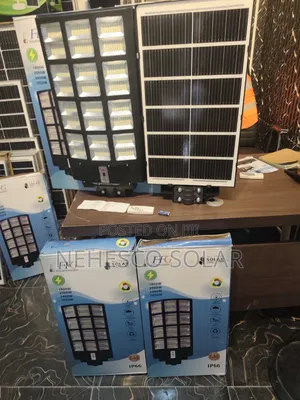 Powerful FFG Solar Street Light for Homes Compounds