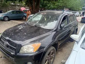 Toyota RAV4 2010 Black