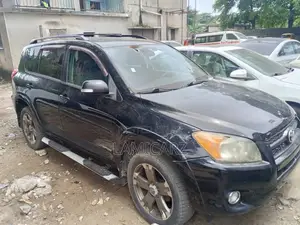 Toyota RAV4 2010 Black
