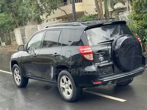 Toyota RAV4 2010 Black