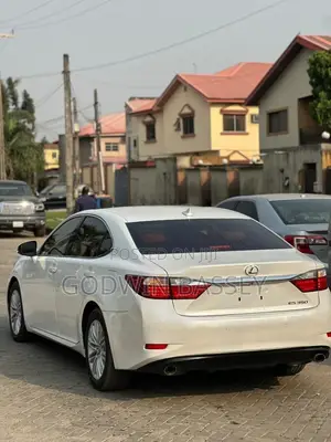 2016 Lexus Es350 Available for Hire and Self Drive.