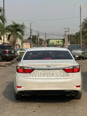2016 Lexus Es350 Available for Hire and Self Drive.