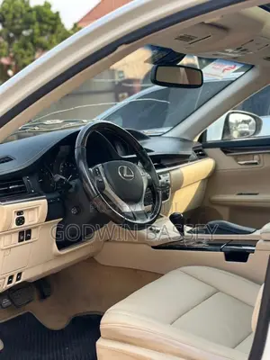 2016 Lexus Es350 Available for Hire and Self Drive.