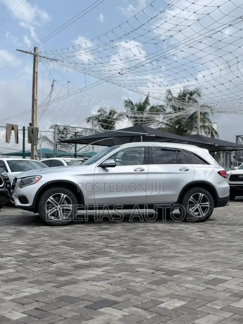 Mercedes-Benz GLC-Class 2016 Silver