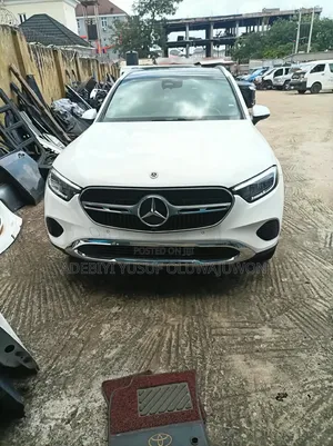 Mercedes-Benz GLC-Class 2025 White