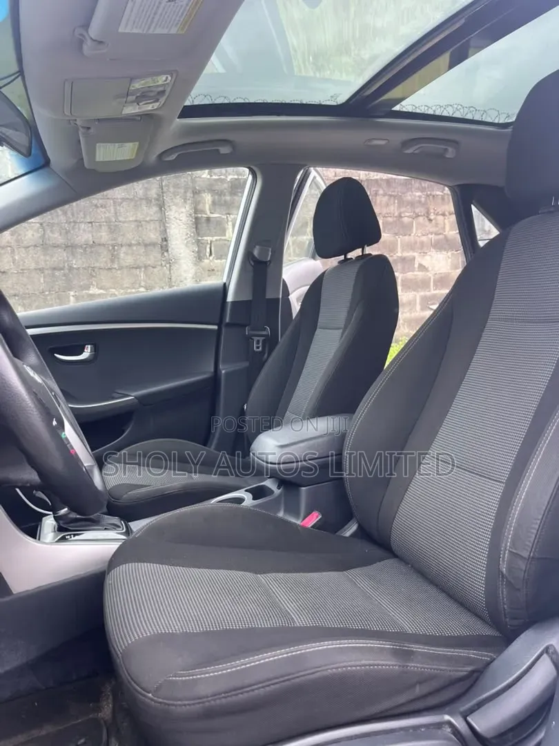 Hyundai Elantra Limited 2018 White